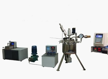 ����CO2���R�糬�߉�����ϵ�y